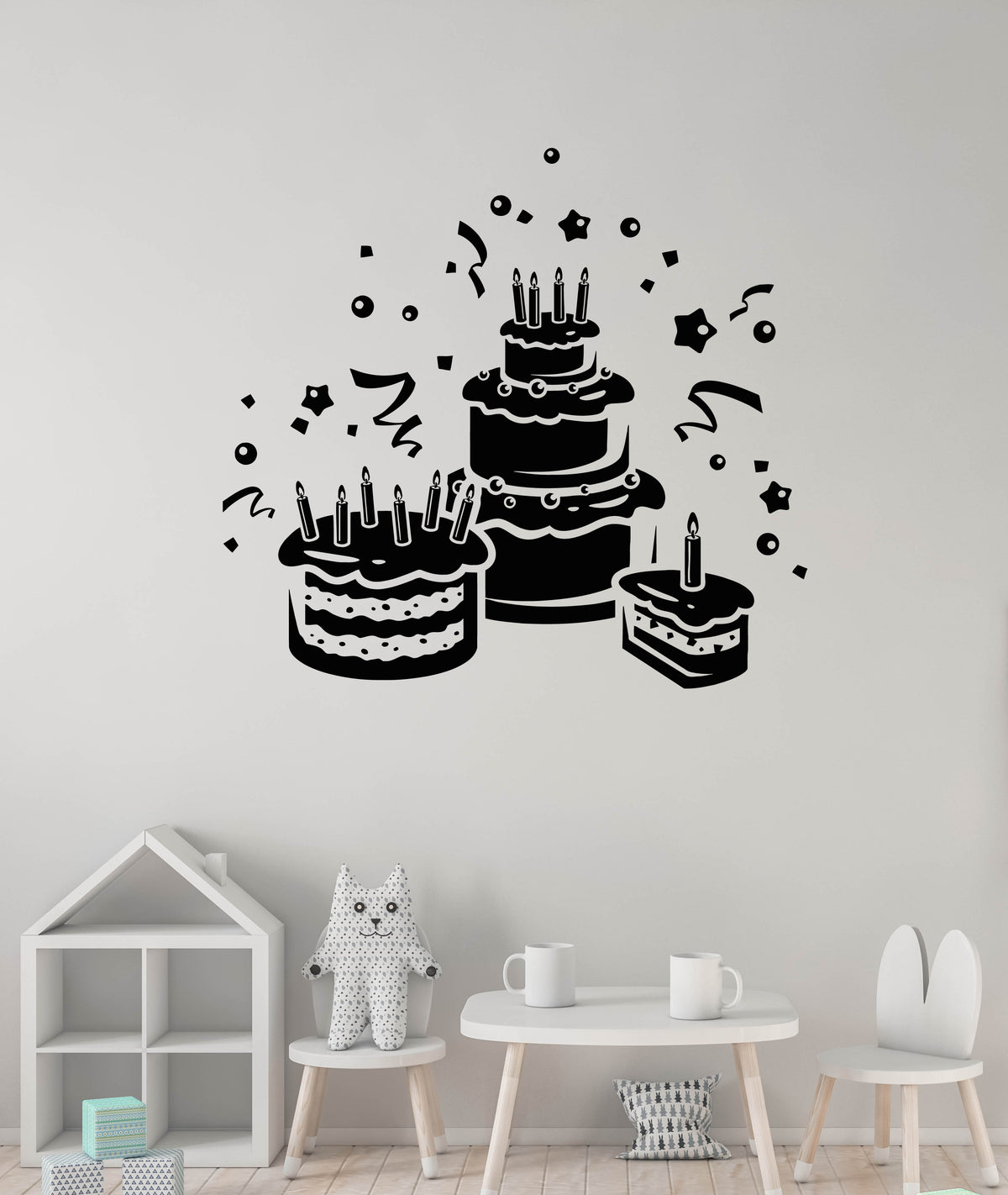 Cake and drinks for holiday party. Black and white party. Decorations for  birthday party. Stock Photo