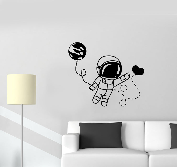 Wall Decal Astronaut Space Man Universe Love Moon Way Feelings Attraction Valentine's Day Vinyl Sticker Unique Gift (ed639)