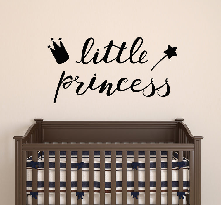 Autocollant mural en vinyle avec inscription en couronne de baguette magique, petite princesse, 22,5 po x 11,5 po, gz184