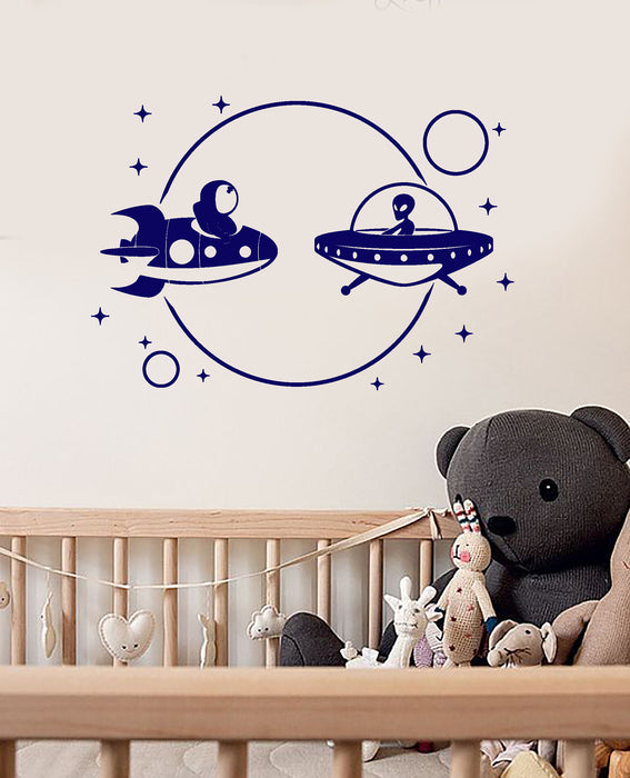 Vinyl Wall Decal Cartoon Astronaut Alien Spaceship Space Kid's Room Stickers (3847ig)