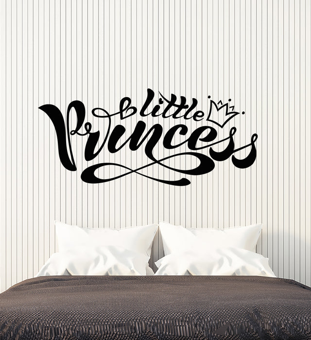 Autocollant mural en vinyle avec logo et mots pour chambre d'enfant, petite couronne de princesse (3212ig)