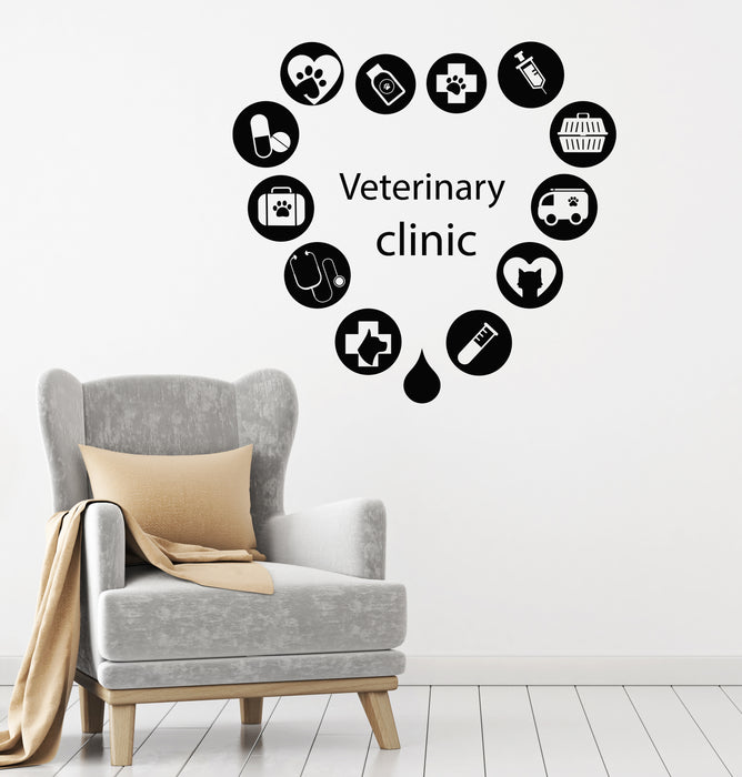Vinyl Wall Decal Veterinary Clinic Logo Word Love Pets Animal Silhouette Stickers (4408ig)