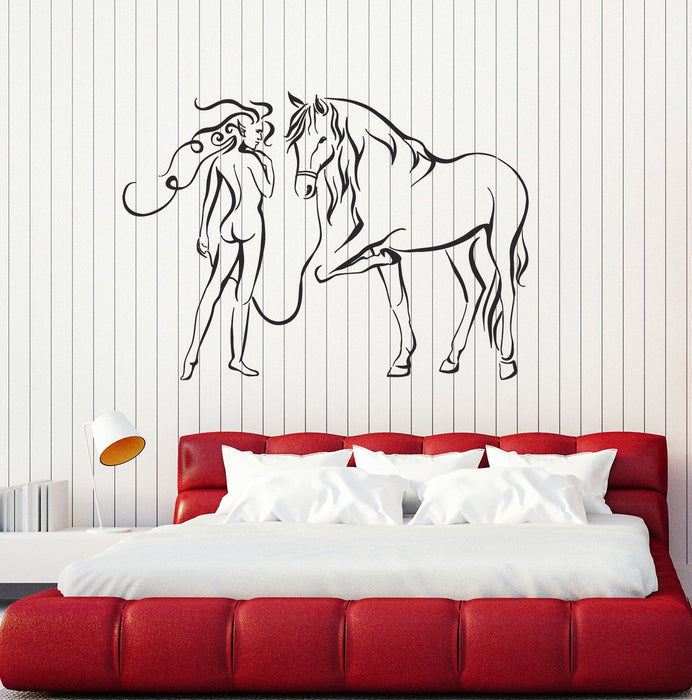 Виниловая наклейка на стену Женщина с лошадью Декорирование спальни Художественные наклейки Фреска Уникальный подарок (ig5163)