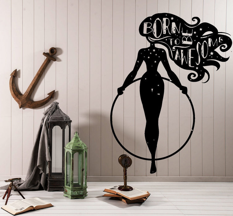 Наклейка на стену из винила Фитнес Спорт Девушка Цитата Рожденная Быть Потрясающей Домашний Декор Уникальный Подарок z4406